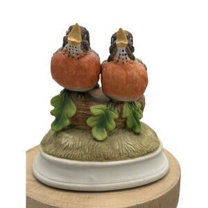 Vtg Gorham Bisque Porcelain Nesting Singing Birds Red Breasted Music Figurine